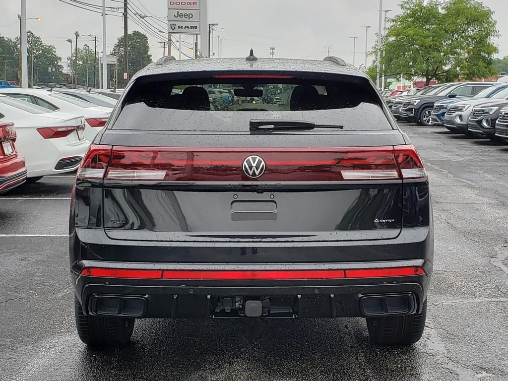 New 2026 Volkswagen Atlas Cross Sport SEL R-Line Black SUV