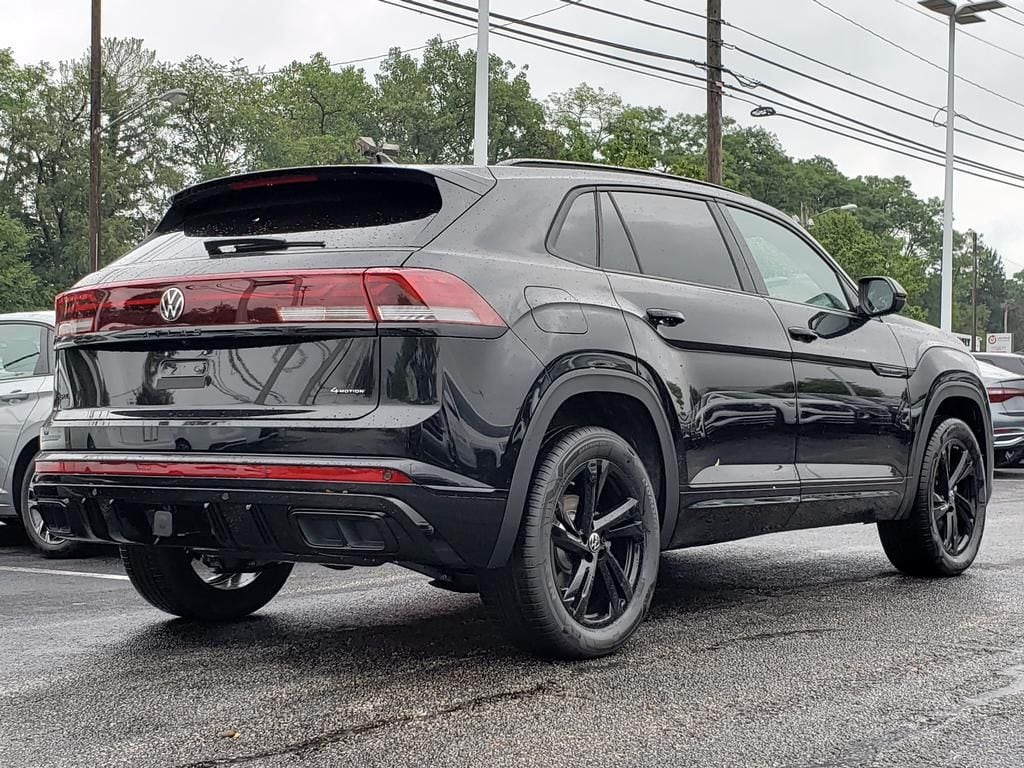 New 2026 Volkswagen Atlas Cross Sport SEL R-Line Black SUV