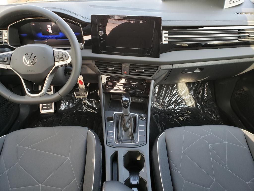 2026 Volkswagen Jetta Sport - Photo 8