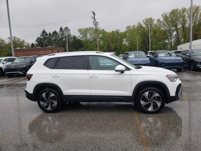 New 2026 Volkswagen Taos 1.5T SE SUV