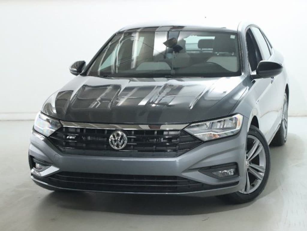 Certified 2021 Volkswagen Jetta R-Line Sedan