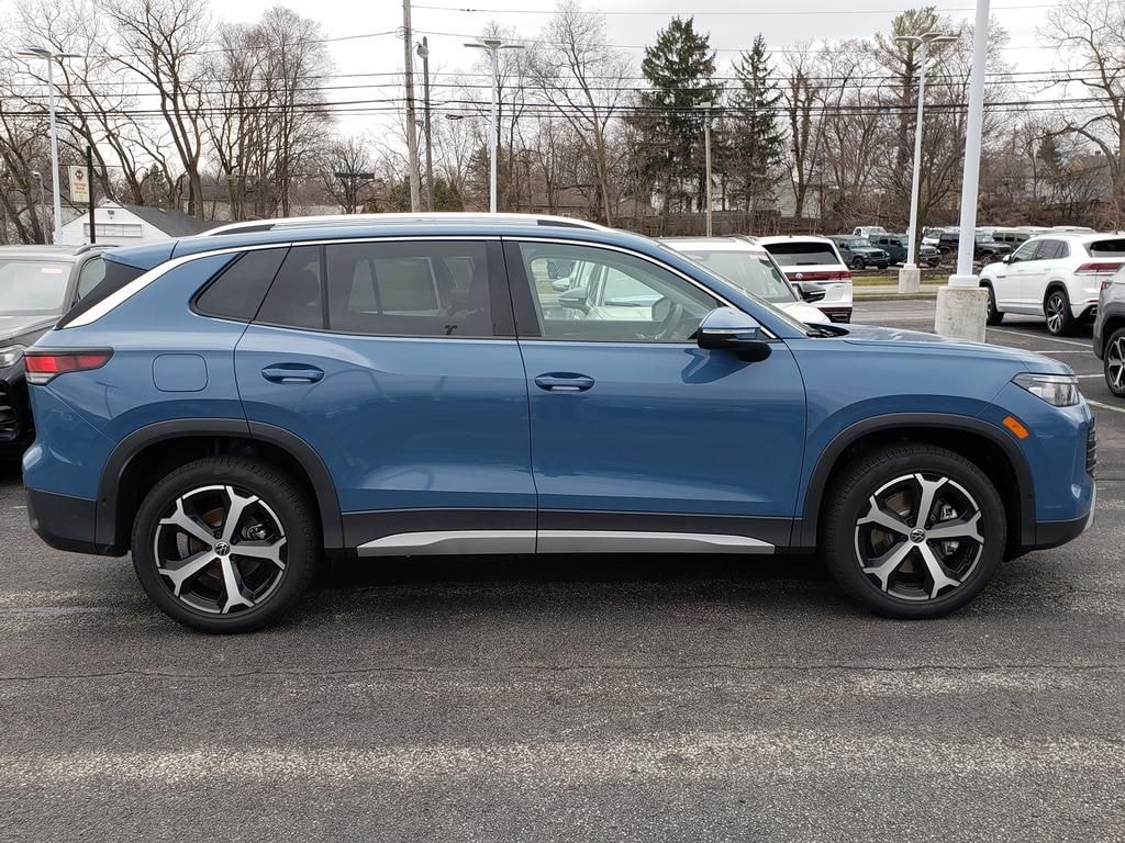 New 2026 Volkswagen Tiguan SE SUV