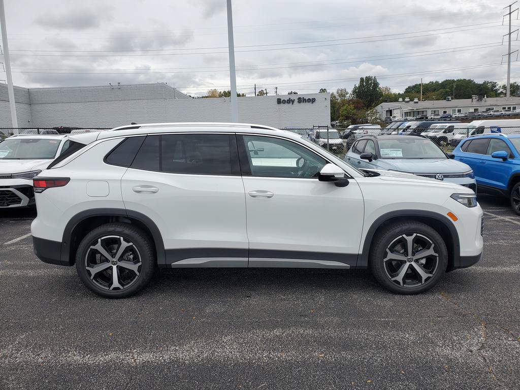 New 2026 Volkswagen Tiguan SE SUV