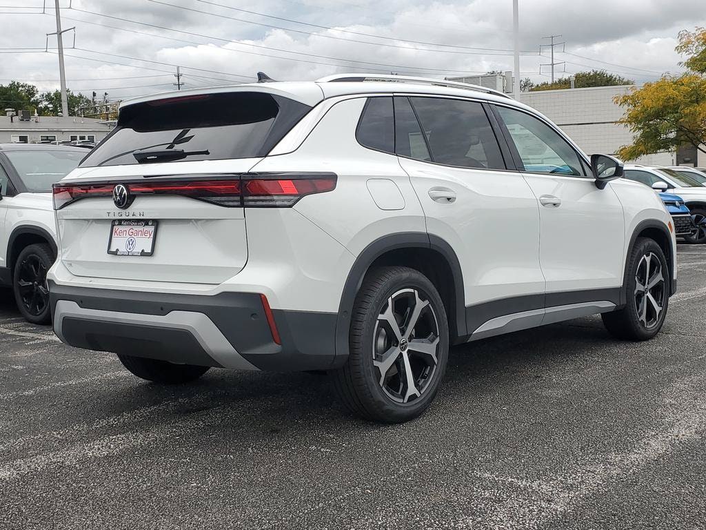 New 2026 Volkswagen Tiguan SE SUV