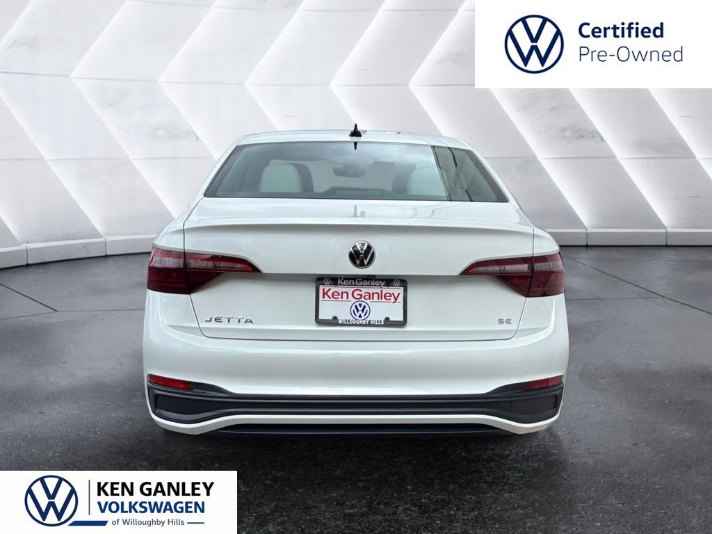 Certified 2023 Volkswagen Jetta 1.5T SE Sedan