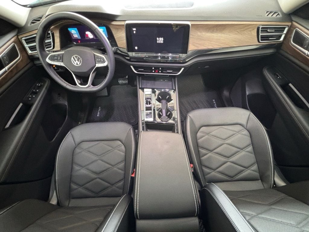 2026 Volkswagen Atlas SE w/Tech - Photo 17
