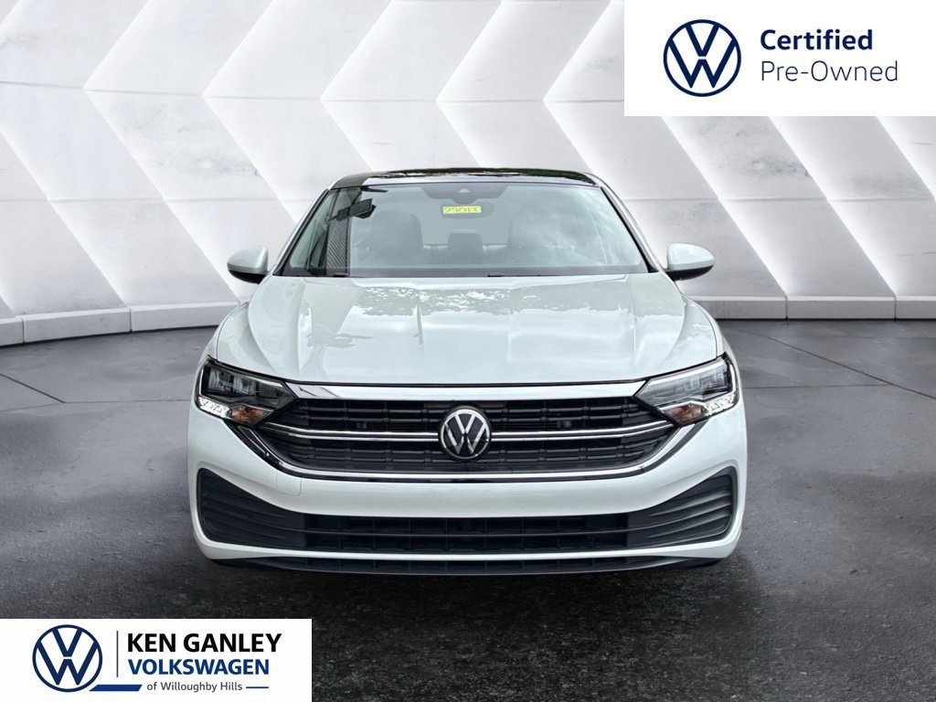 Certified 2023 Volkswagen Jetta 1.5T SE Sedan
