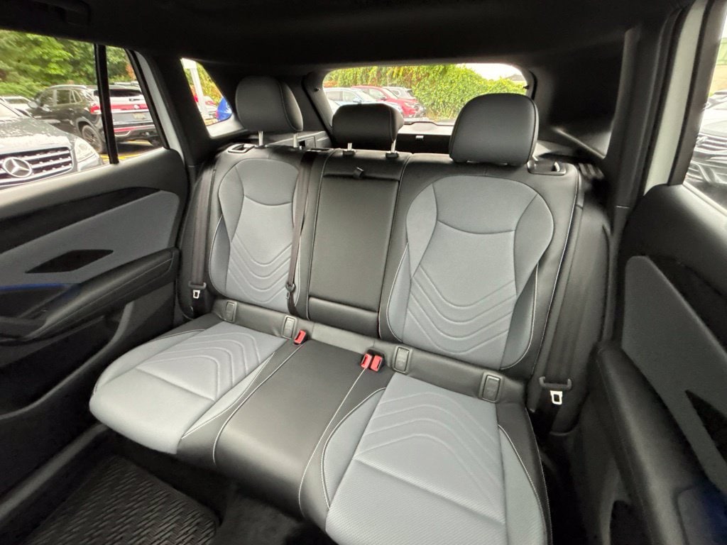 2026 Volkswagen Tiguan SE R-LINE BLACK - Photo 12