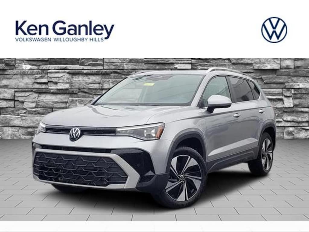 New 2025 Volkswagen Taos 1.5T SE SUV
