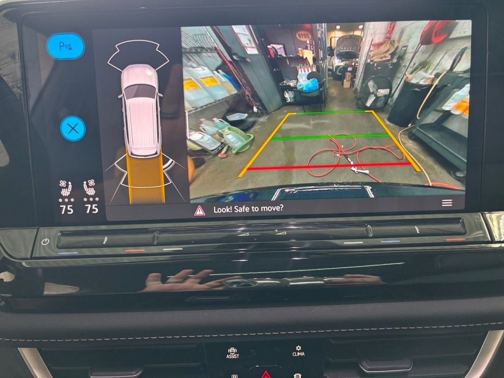 2026 Volkswagen Atlas SE w/Tech - Photo 22