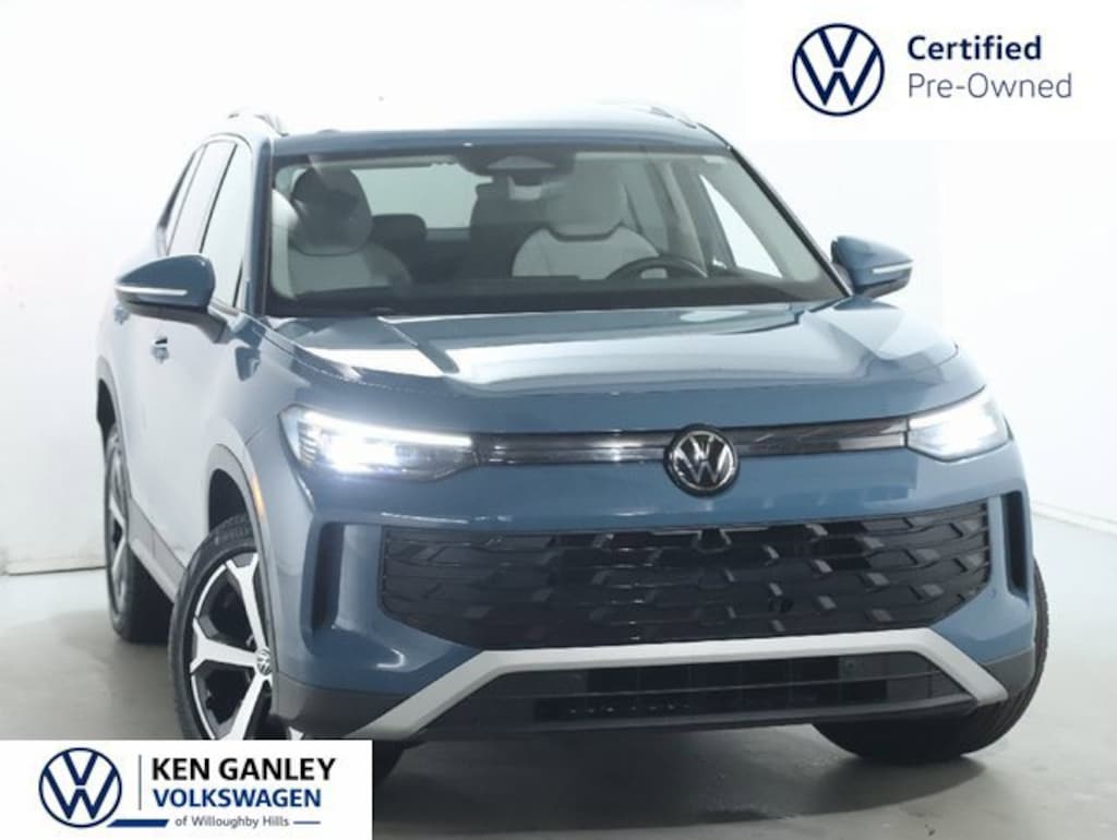 Certified 2025 Volkswagen Tiguan 2.0T SE SUV