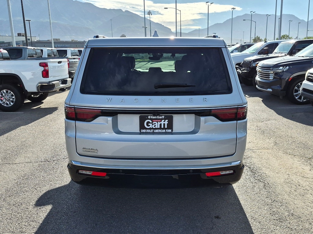 Used 2023 Jeep Wagoneer 4x4