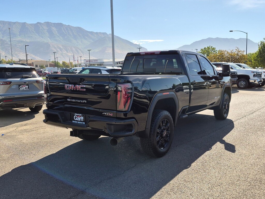Used 2026 GMC Sierra 2500HD AT4 4WD Crew Cab 159 AT4