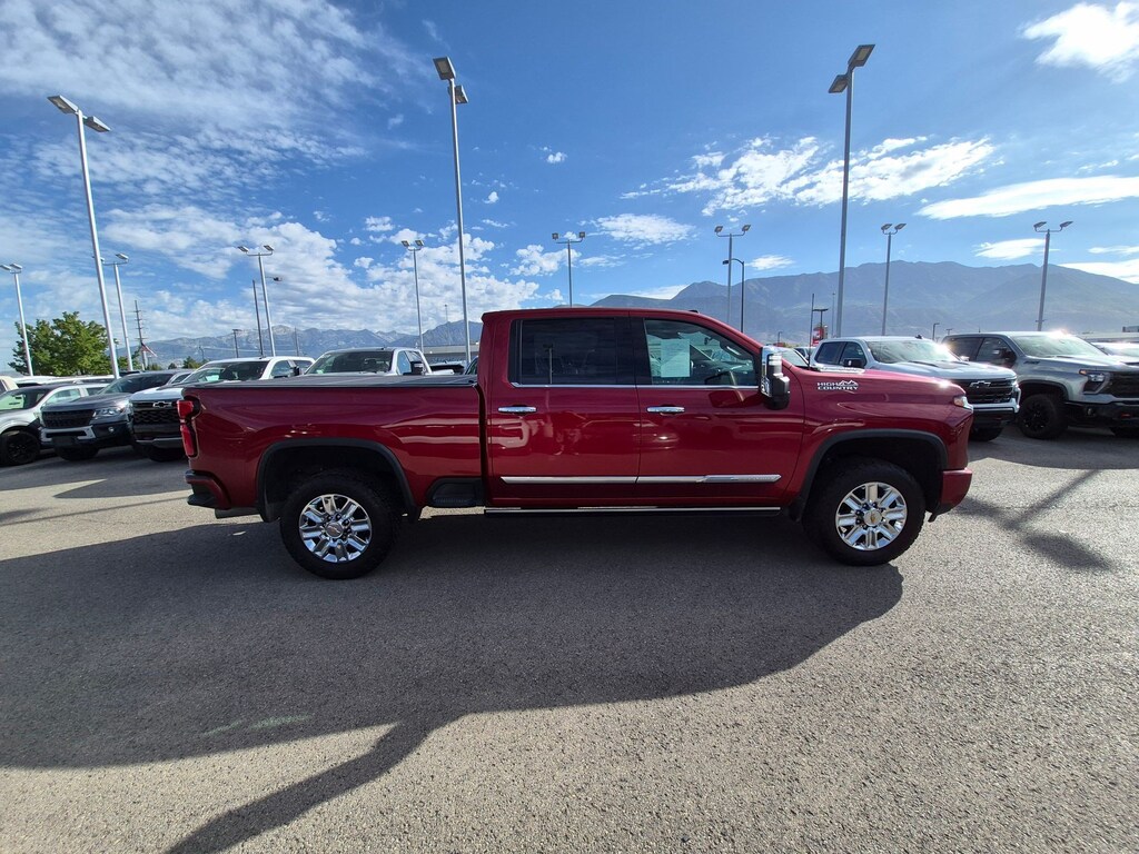 Used 2024 Chevrolet Silverado 3500HD High Country 4WD Crew Cab 159 High Country