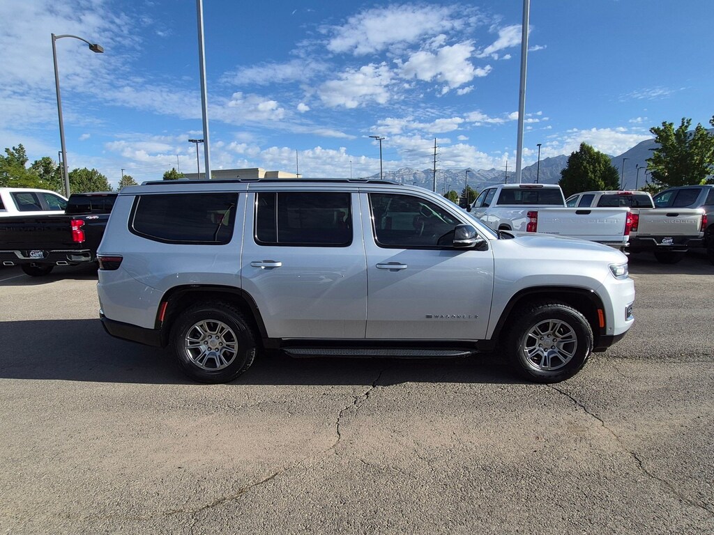 Used 2023 Jeep Wagoneer 4x4
