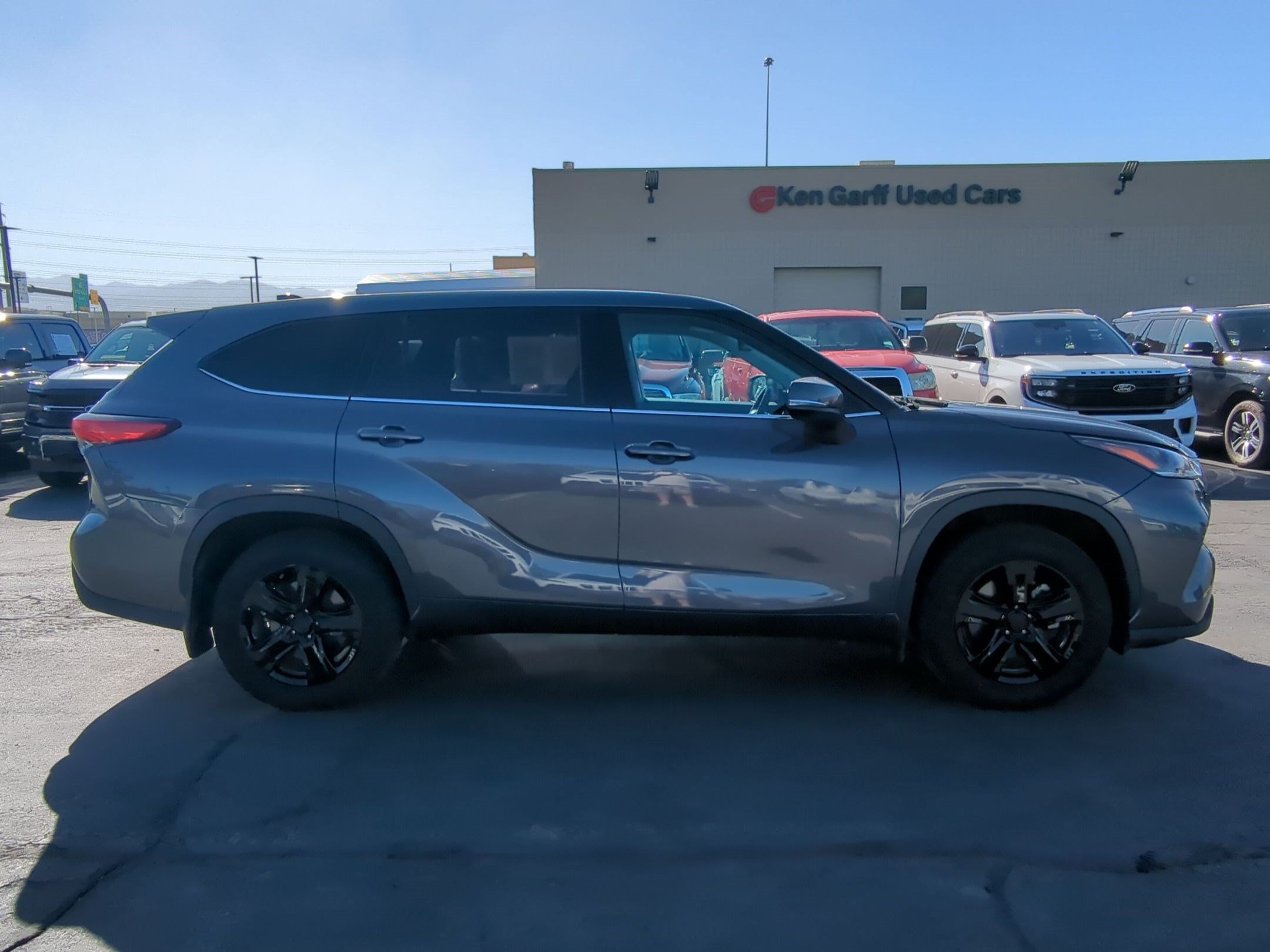 Used 2021 Toyota Highlander L SUV