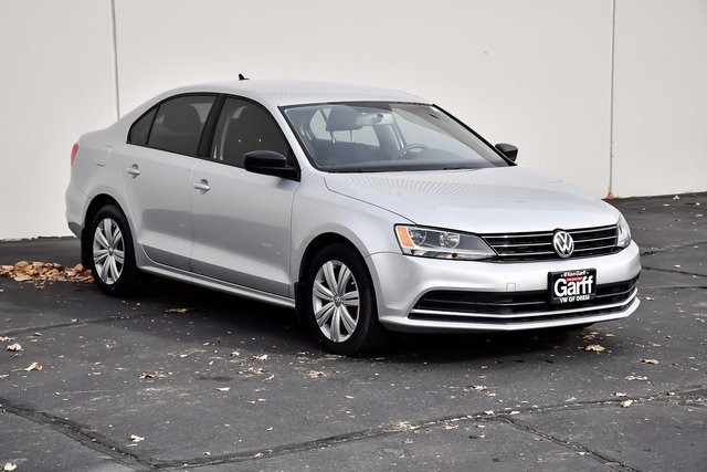 Used 2015 Volkswagen Jetta 2.0L TDI S Sedan