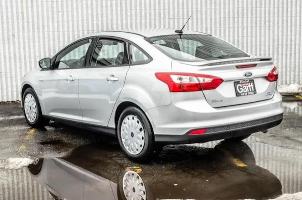 Used 2012 Ford Focus SE Sedan