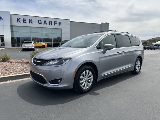 Used 2019 Chrysler Pacifica Touring L Passenger Van