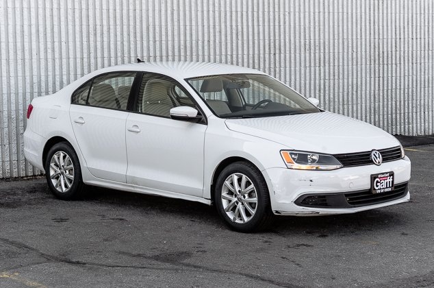Used 2011 Volkswagen Jetta 2.5L SE Sedan