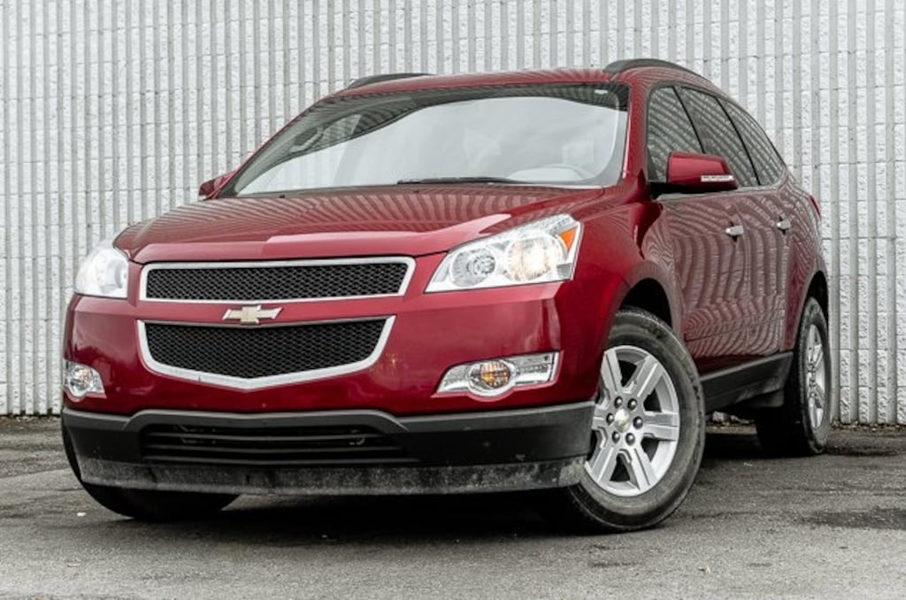 Used 2010 Chevrolet Traverse LT SUV