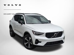 2026 Volvo XC40 B5 Plus AWD SUV