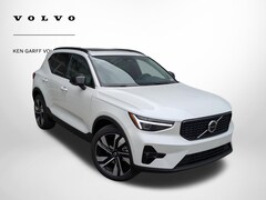 2026 Volvo XC40 B5 Plus AWD SUV