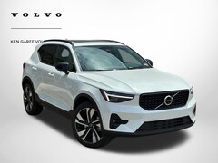 2026 Volvo XC40 B5 Plus AWD SUV