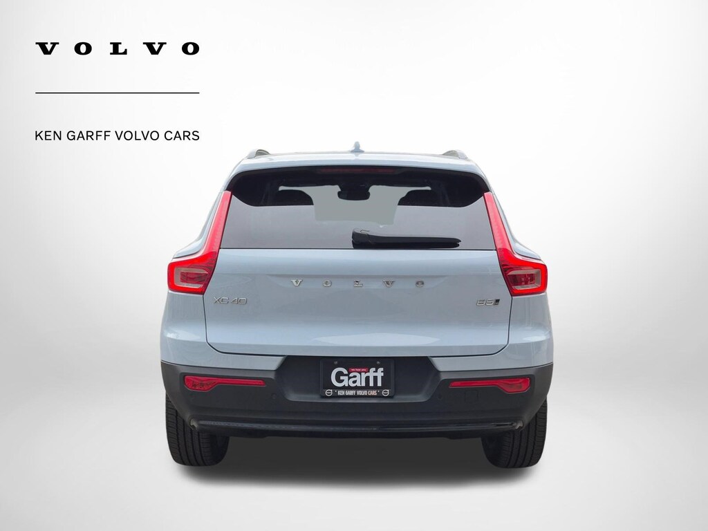 Certified 2026 Volvo XC40 Plus B5 AWD Plus