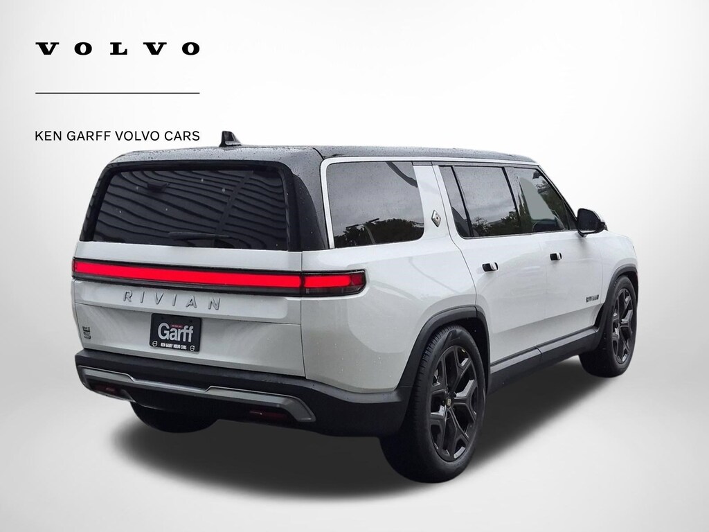 Used 2025 Rivian R1S Adventure