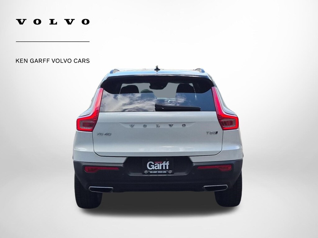 Used 2019 Volvo XC40 Momentum T5 AWD Momentum