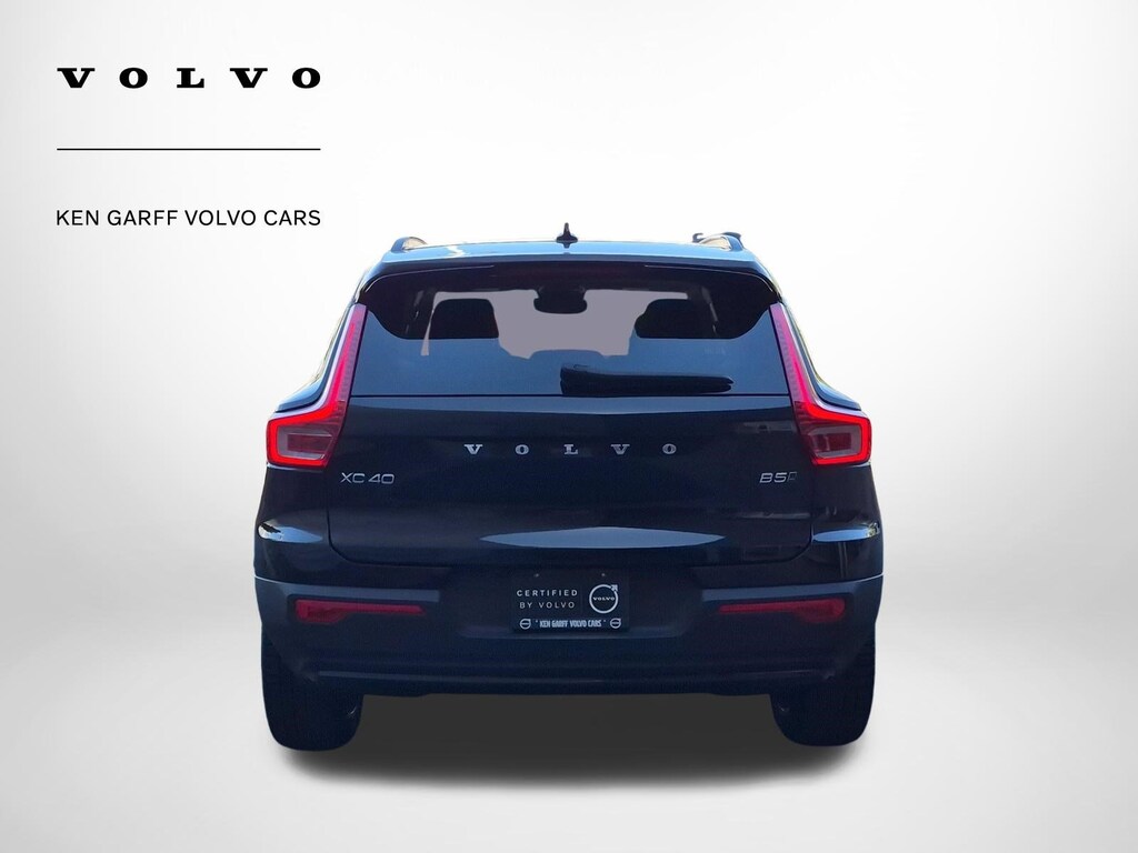 Certified 2024 Volvo XC40 Plus Dark Theme B5 AWD Plus Dark Theme