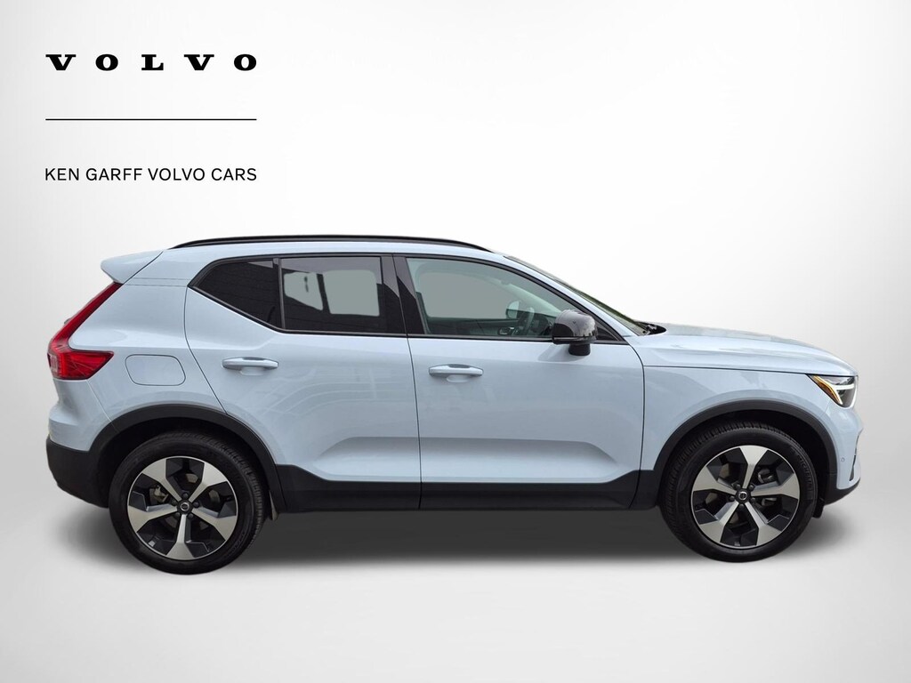 Certified 2026 Volvo XC40 Plus B5 AWD Plus