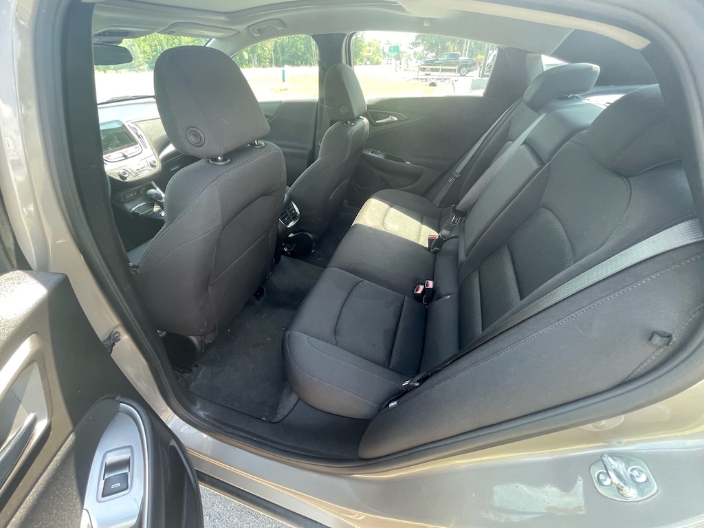 Used 2024 Chevrolet Malibu LT LT Sedan w/1LT