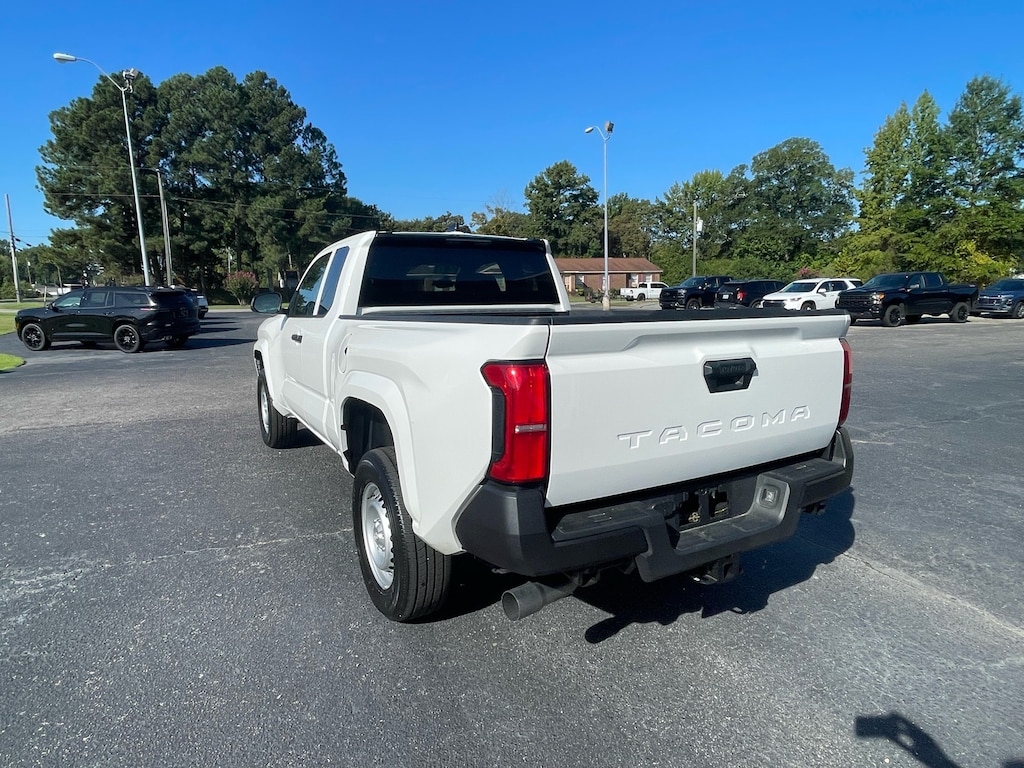 Used 2026 Toyota Tacoma SR 4x2 SR XtraCab 6.1 ft LB
