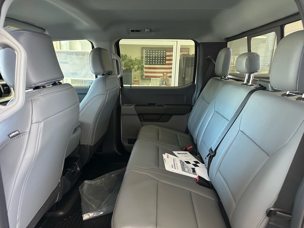 2026 Ford F-350 Super Duty Chassis Cab XL - Photo 27