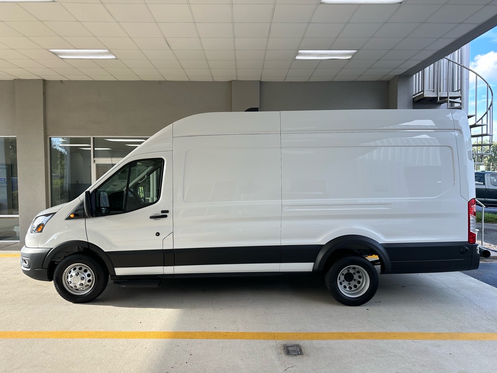 New 2027 Ford Transit 350 HD 350 HD LWB High Roof DRW Extended Cargo Van w/995