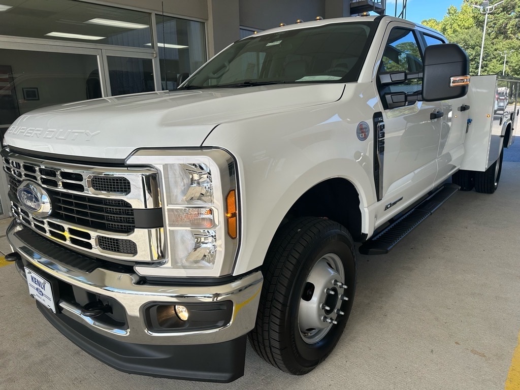 New 2026 Ford F-350 Super Duty 4x4 XL Crew w/9-ft Knapheide SVC Body 4x4 XL Crew Cab 1794x4 XL CREW w/9-ft KNAPHEIDE S
