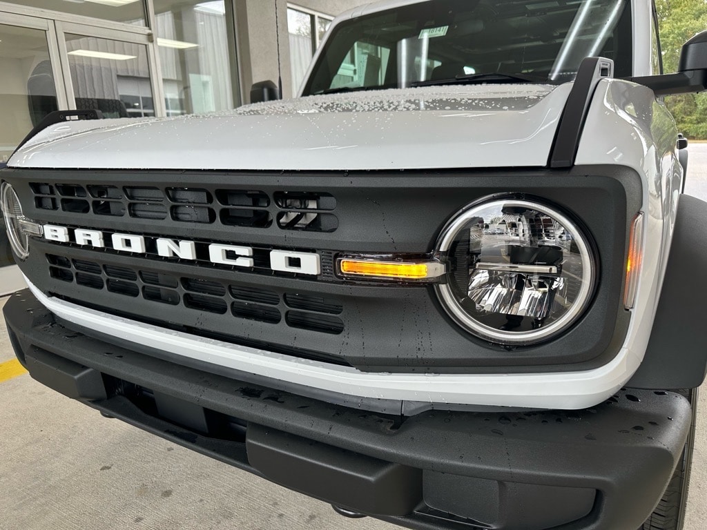New 2025 Ford Bronco Base 4x4 Base SUV