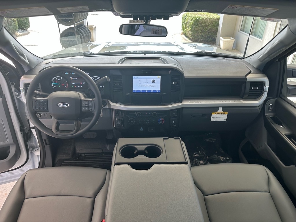 2026 Ford F-350 Super Duty Chassis Cab XL - Photo 34