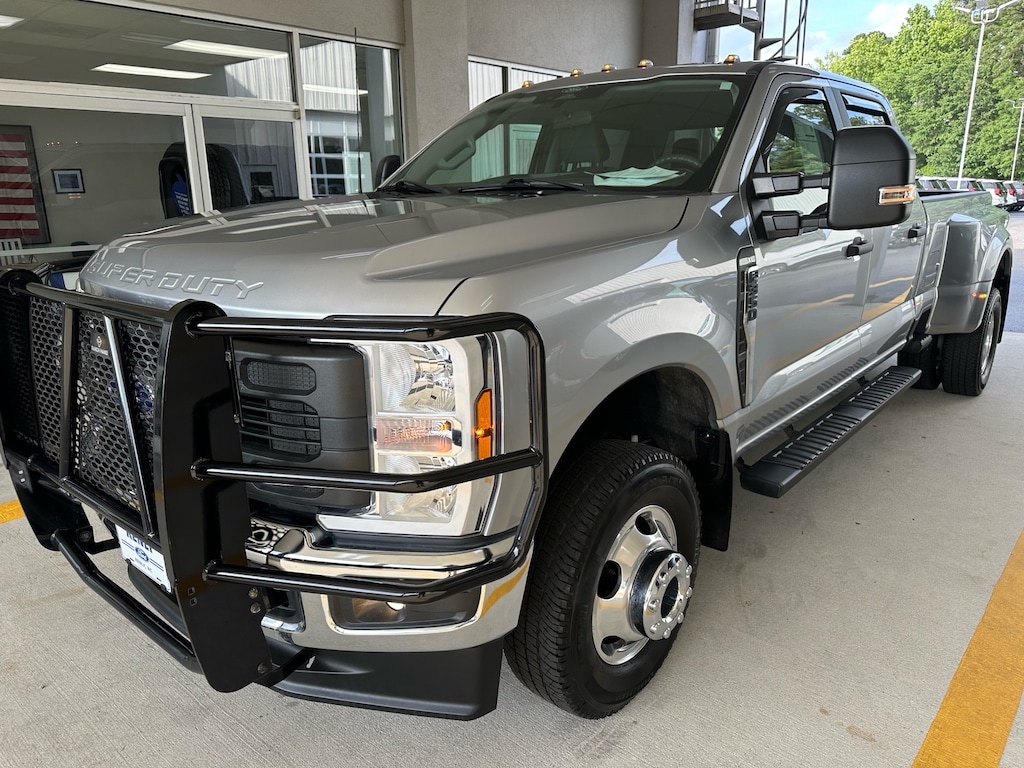 Certified 2024 Ford F-350 Super Duty XL 4x4 XL Crew Cab 8 ft. LB DRW Pickup