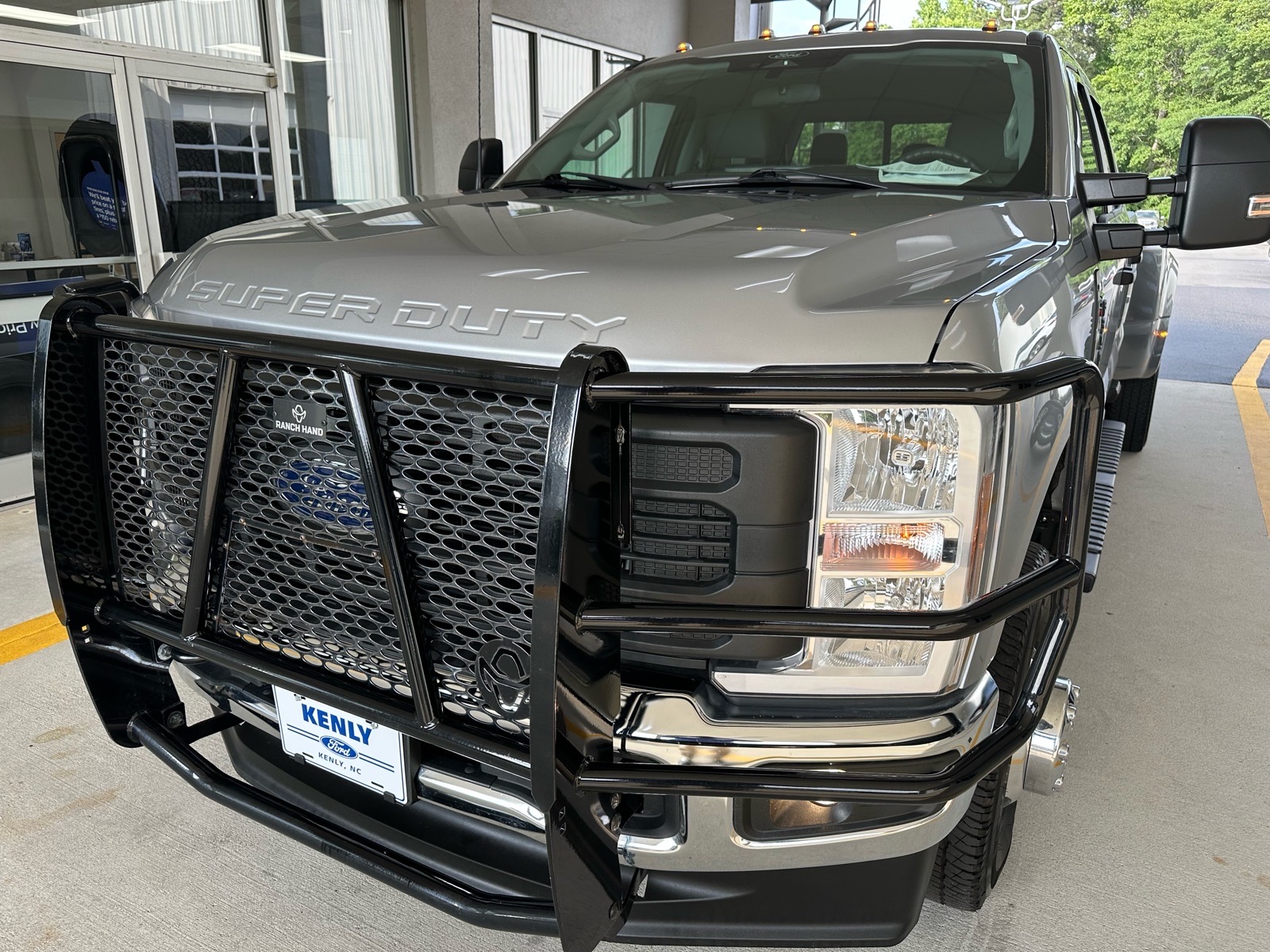 2024 Ford F-350 Super Duty XL 4x4 XL  Crew Cab 8 ft. LB DRW Pickup