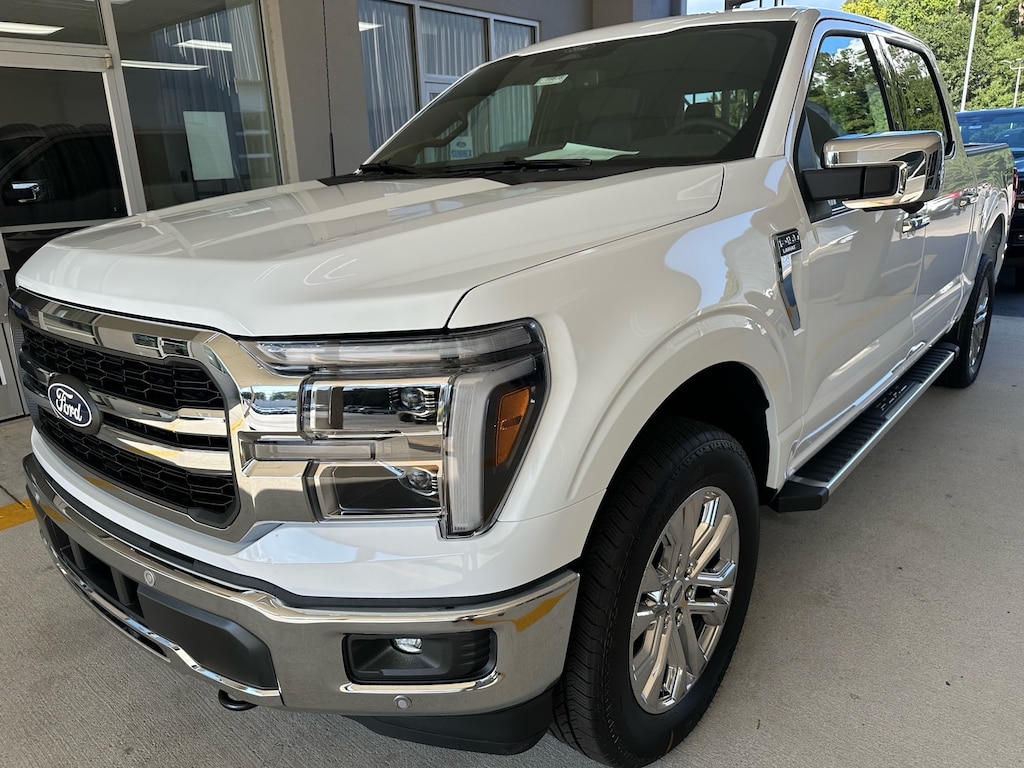 New 2026 Ford F-150 Lariat 4x4 Lariat SuperCrew 5.5 ft. SB