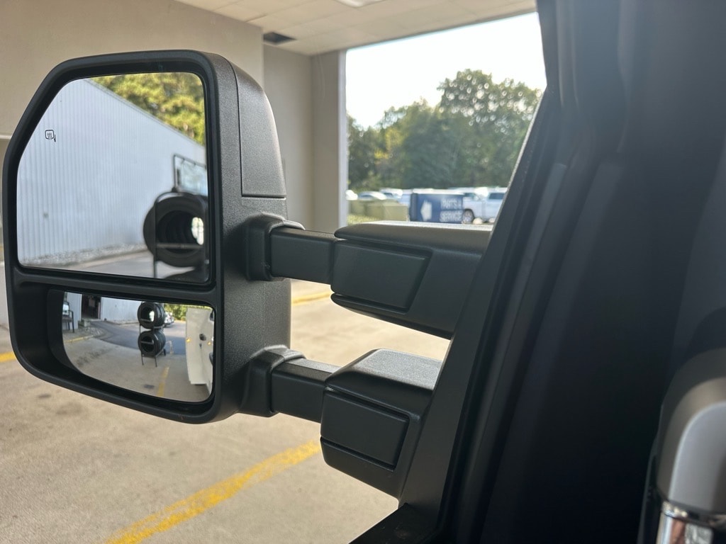 2026 Ford F-350 Super Duty Chassis Cab XL - Photo 48