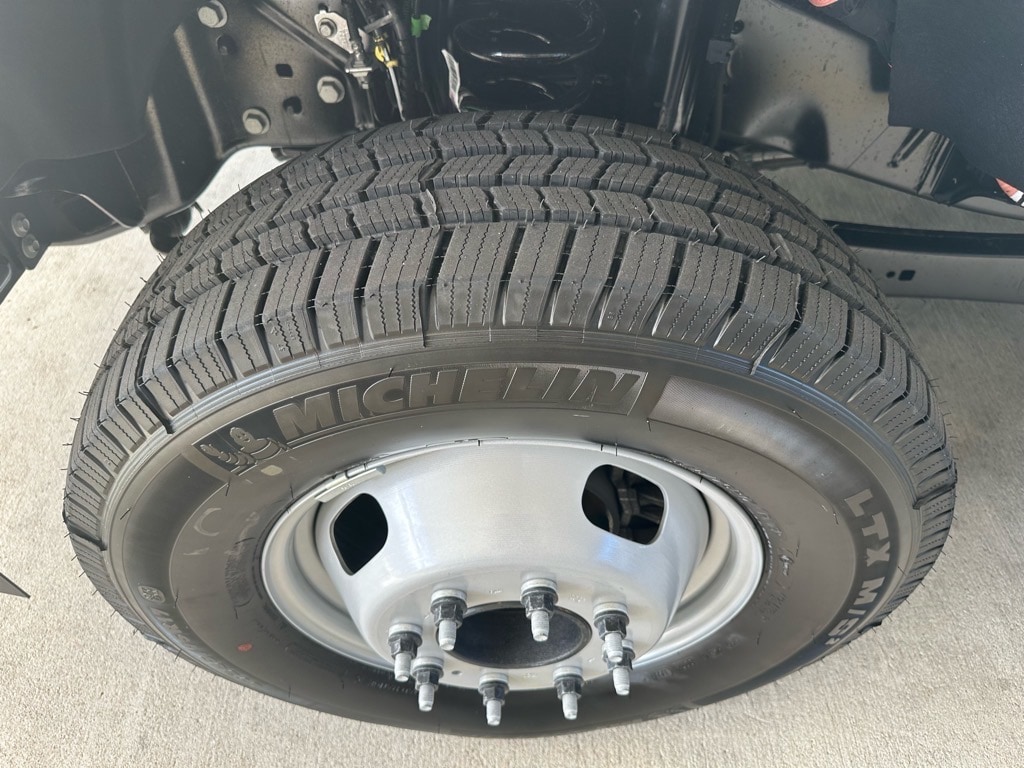 2026 Ford F-350 Super Duty Chassis Cab XL - Photo 8
