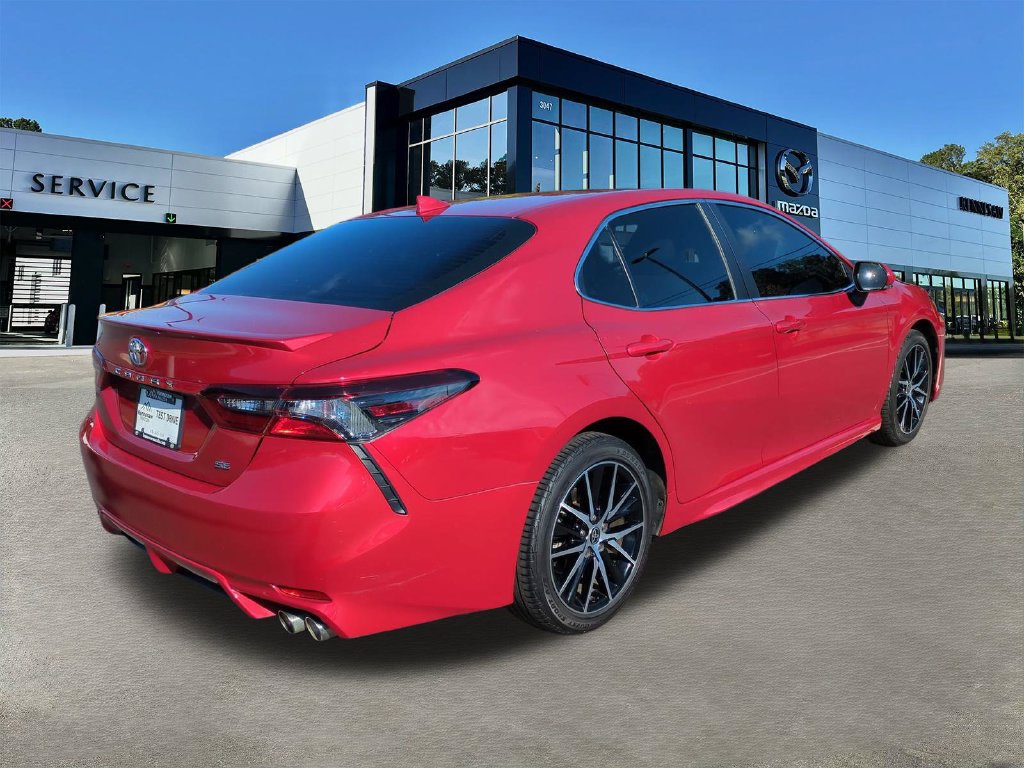 Used 2023 Toyota Camry SE Sedan