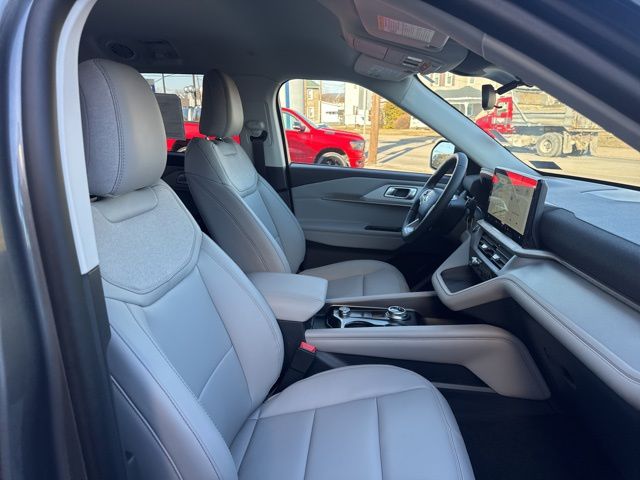 2026 Ford Explorer Active - Photo 27