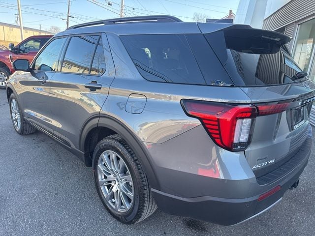 2026 Ford Explorer Active - Photo 8