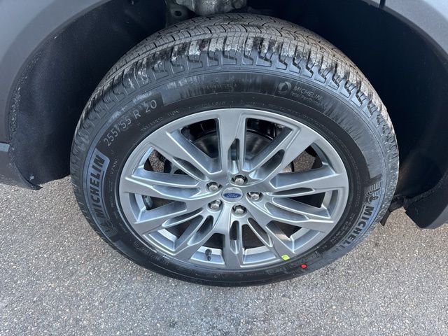 2026 Ford Explorer Active - Photo 12