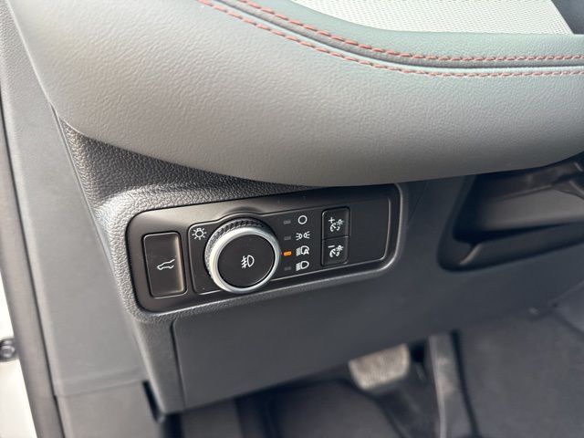 2026 Ford Explorer Active - Photo 17